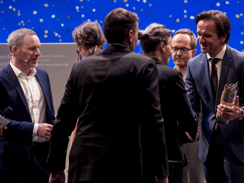 THE HALL APG Poster Night 2018